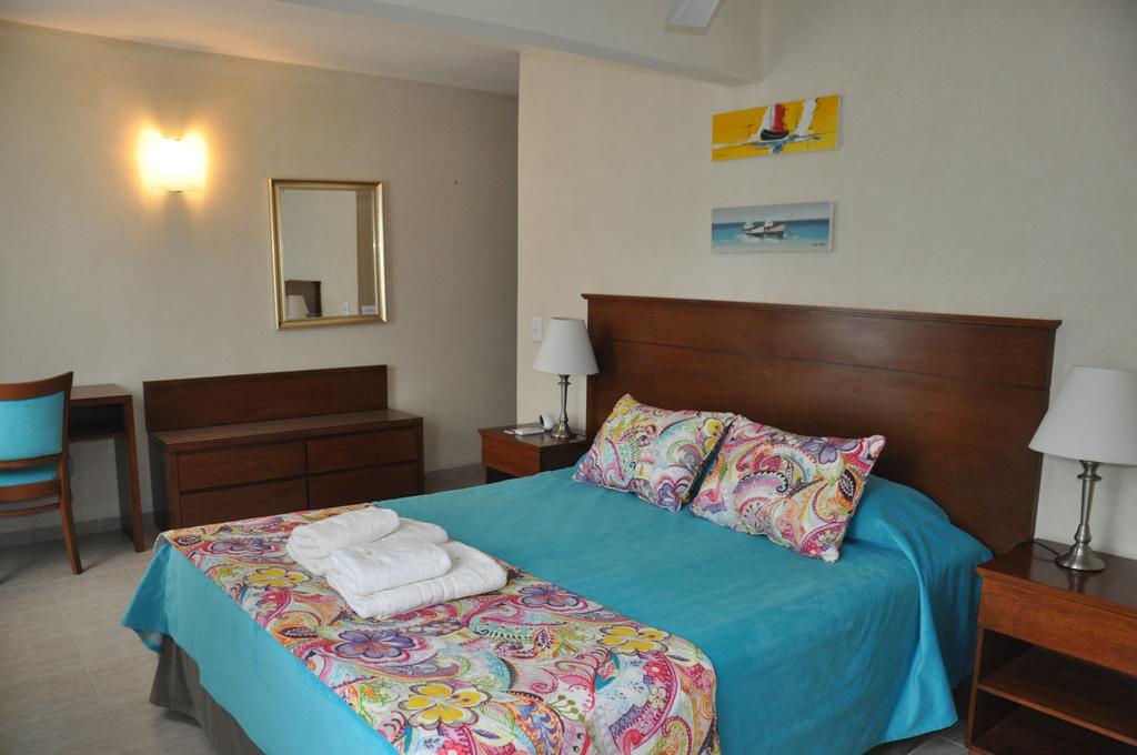 Hotel Victoria Pinamar Buitenkant foto