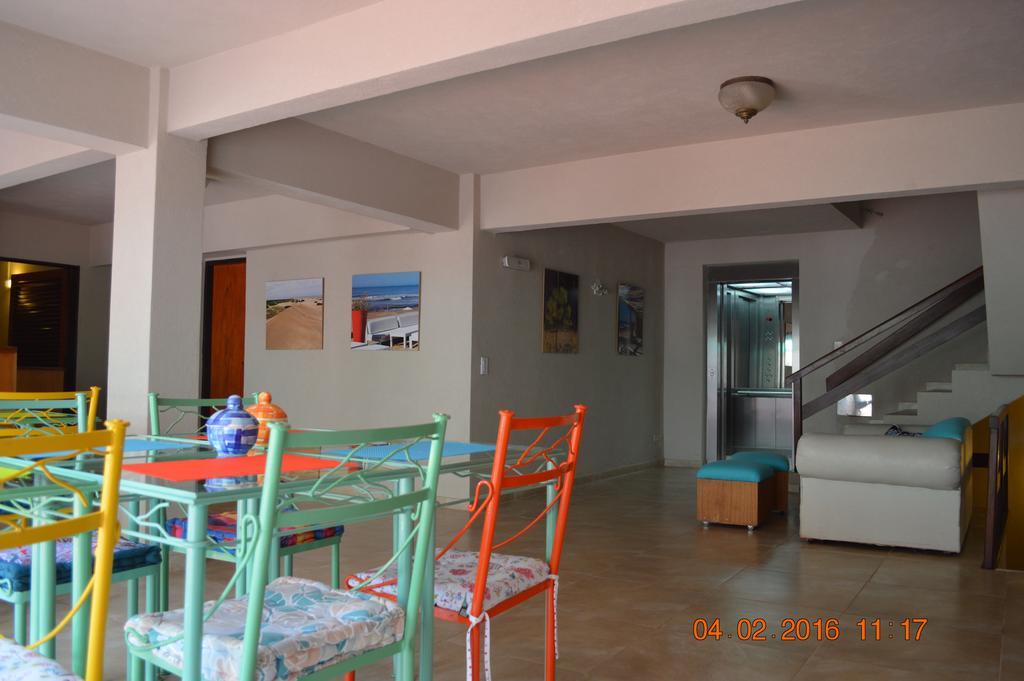 Hotel Victoria Pinamar Buitenkant foto