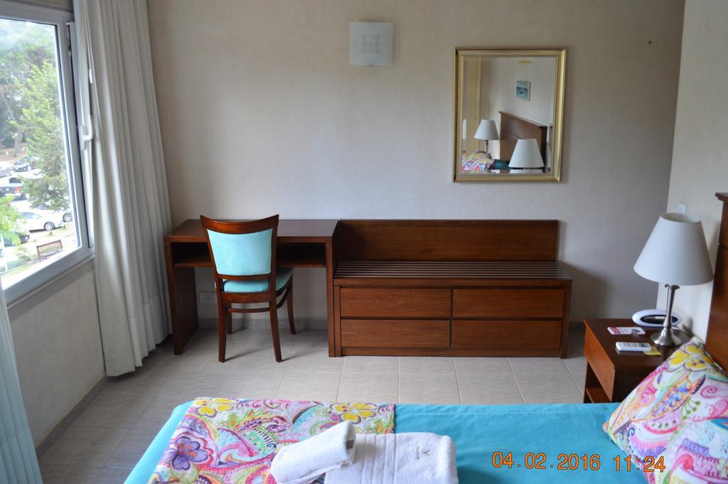 Hotel Victoria Pinamar Buitenkant foto