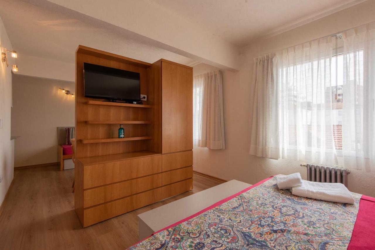 Hotel Victoria Pinamar Buitenkant foto