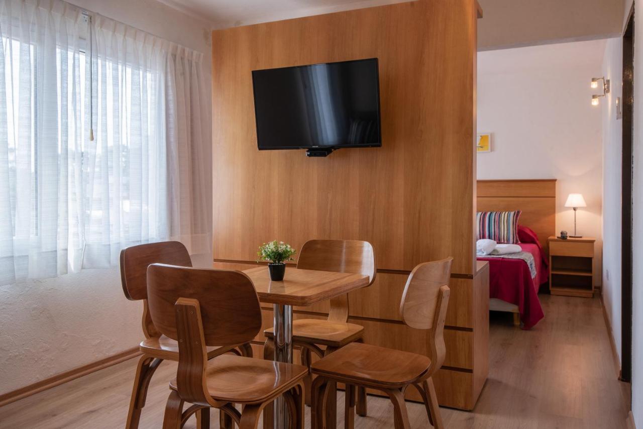 Hotel Victoria Pinamar Buitenkant foto